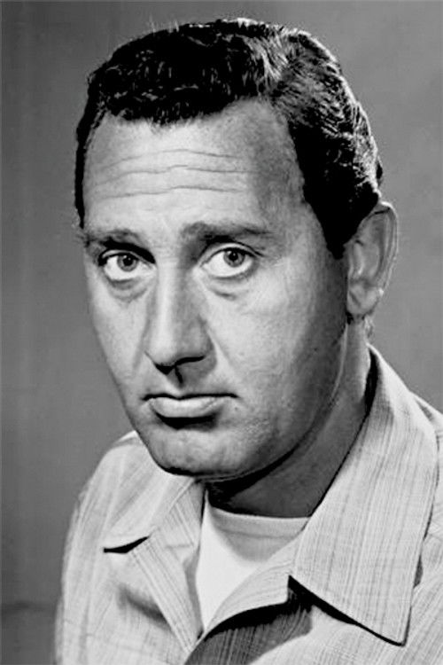 Alberto Sordi as Pietro Marchetti