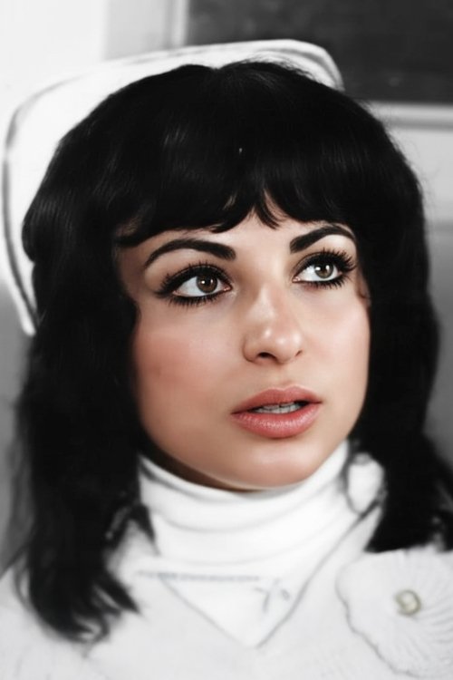 Deniz Çakır as Meral's Friend