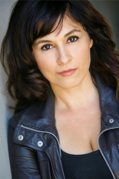 Maddalena Ischiale as Claudia