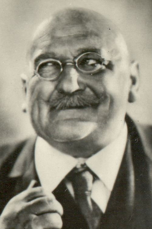 Jakob Tiedtke as Stockinger