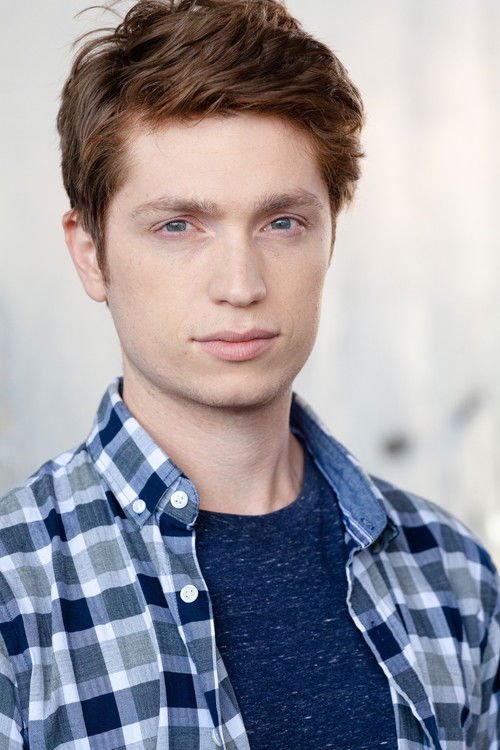 Jesse Boone as Chris