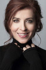 Rut Santamaría as Petra