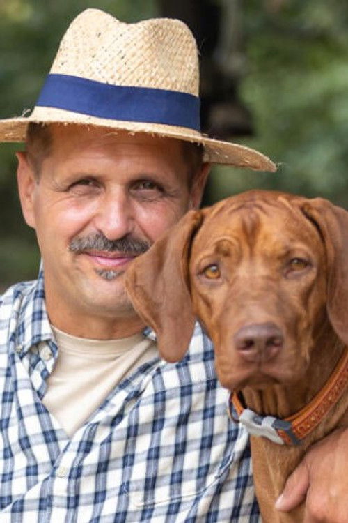 Martin Bagár as Hospodár