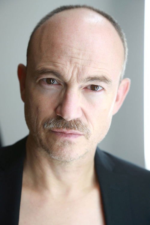 Thorsten Danner as Freier