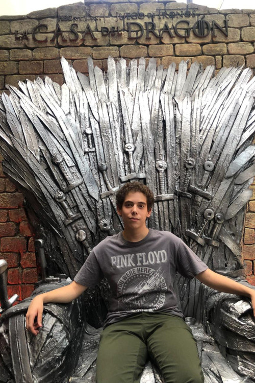 Fernando del Val as Time