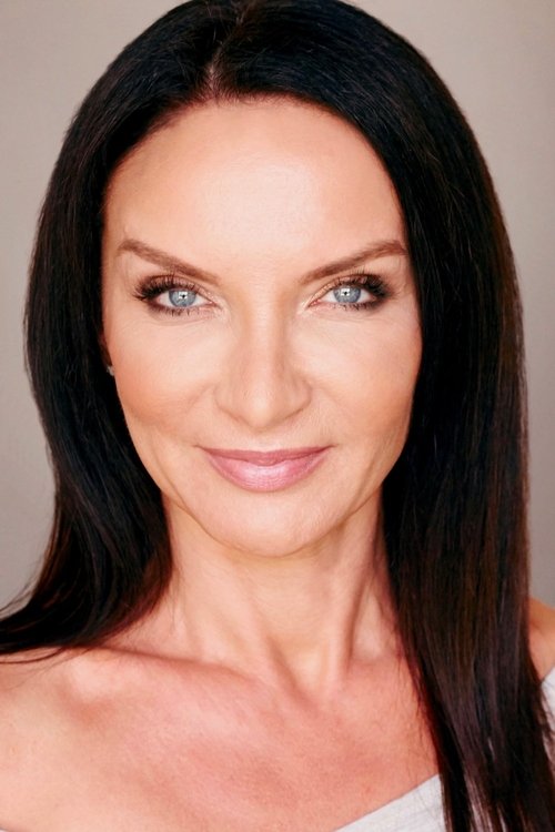 Olivia Summers as Cecil Lockhart