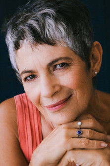 Cate Feldmann as Janet