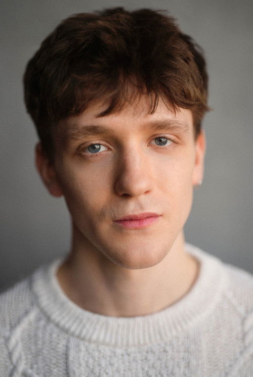 Taylor Uttley as Lewis Bailey