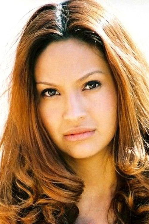 Selena Luv as (as Leah)