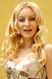 Yeva-Genevieve Lavlinski as Nurse's Friend