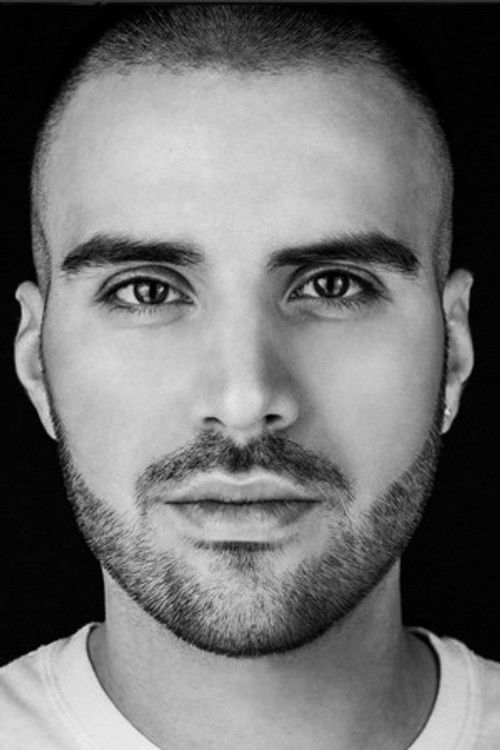 Jérémy Chatelain as Self - Pianist