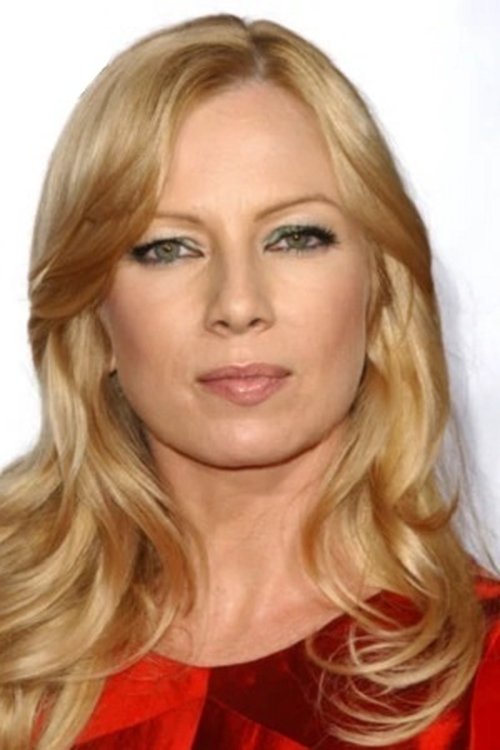 Traci Lords as Detective Kendra Patterson