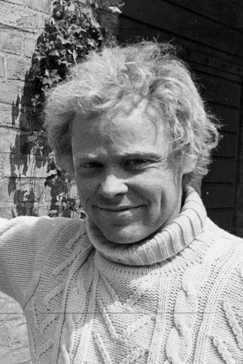 Peter Louis-Jensen as 