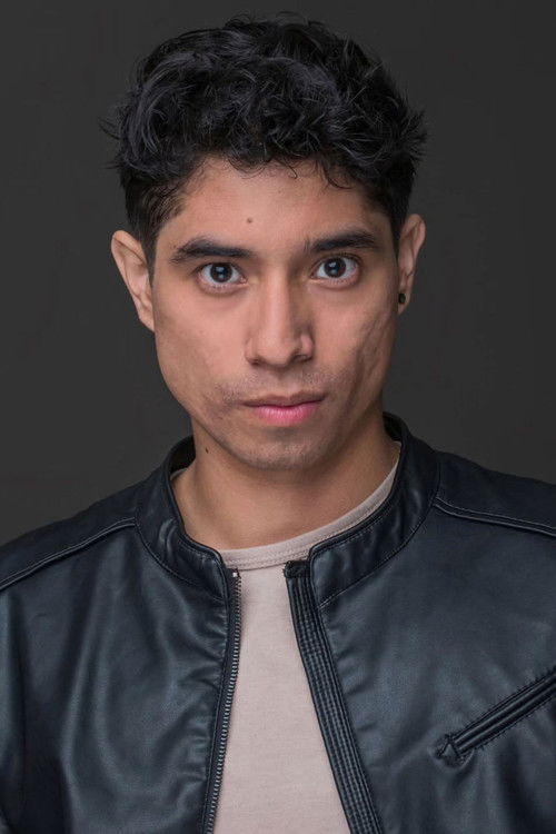 Luis Miguel Yovera as Dante