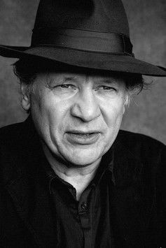 Klaus Pohl as Graf von Kent