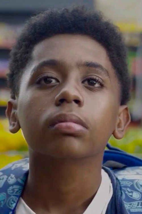 Jonas Gama as Osíris