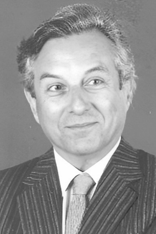 Dominique Nohain as Simon, aka 'Chouchou'