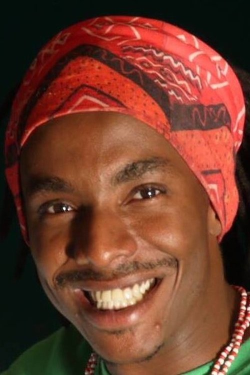 Aílton Carmo as Besouro