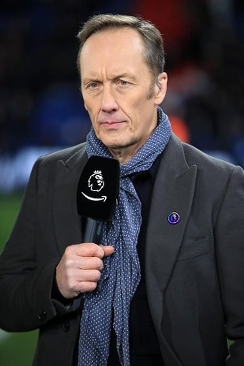 Lee Dixon as Himself
