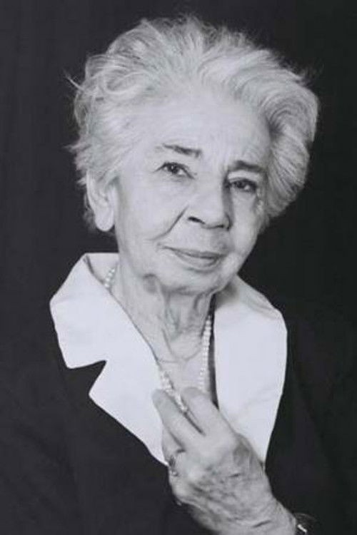 Liliana Vitale as Zia Titina