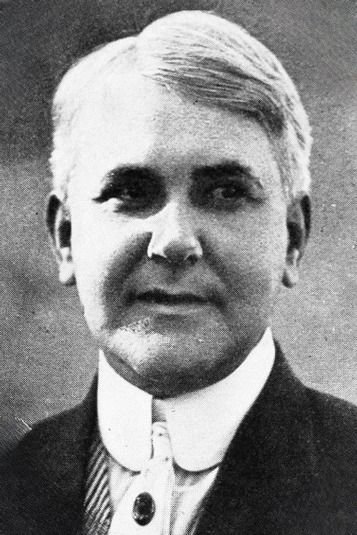 Rex De Rosselli as Theatre Owner