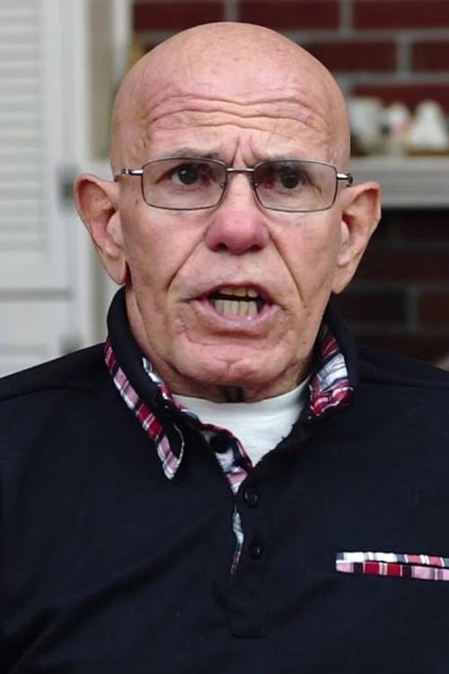 Pat E. Johnson as Carrot's Man