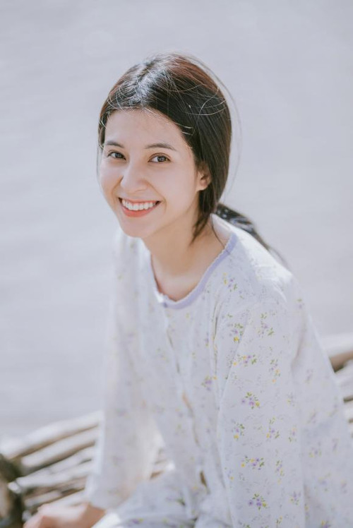 Thiên An as Ngân