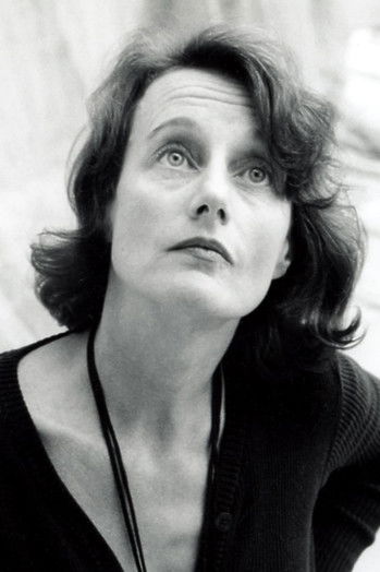 Caroline Champetier as Muriel