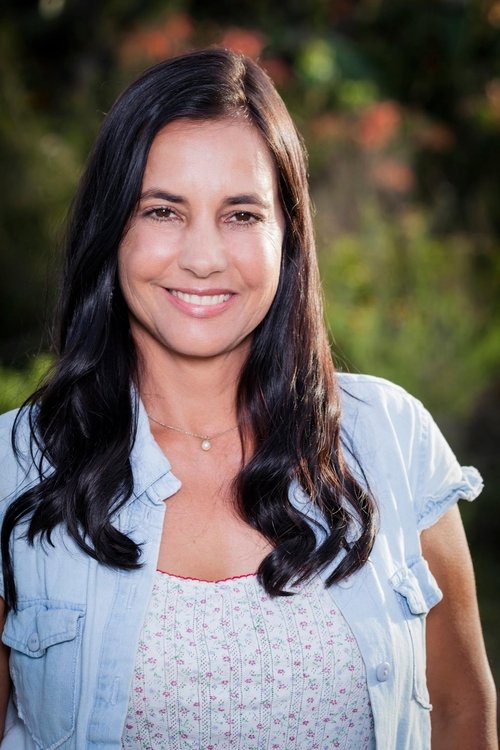 Clara Joubert van den Bergh as Caretaker