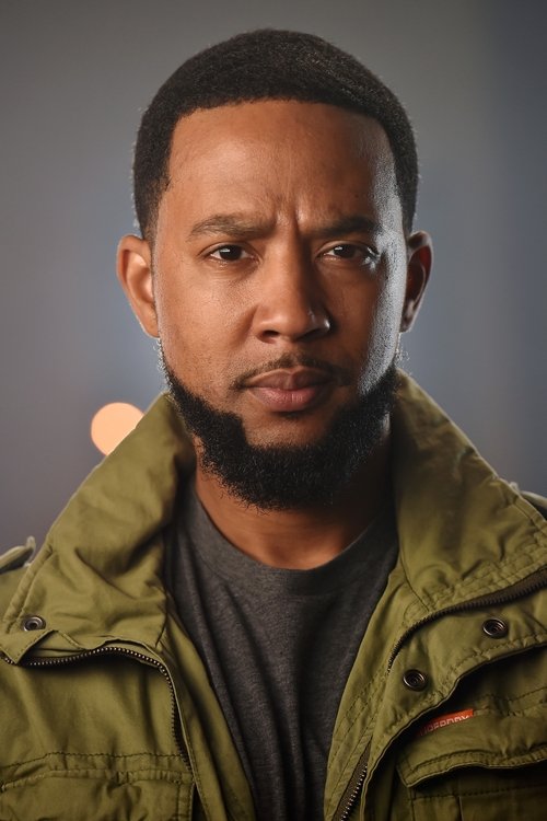 Chris Greene as Officer Suggs