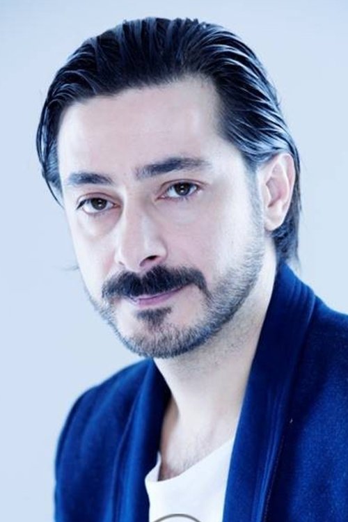 Engin Alpateş as Kapici Ibrahim