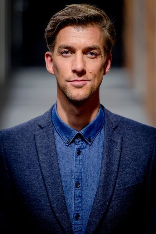 Winfried Baijens as Presentator