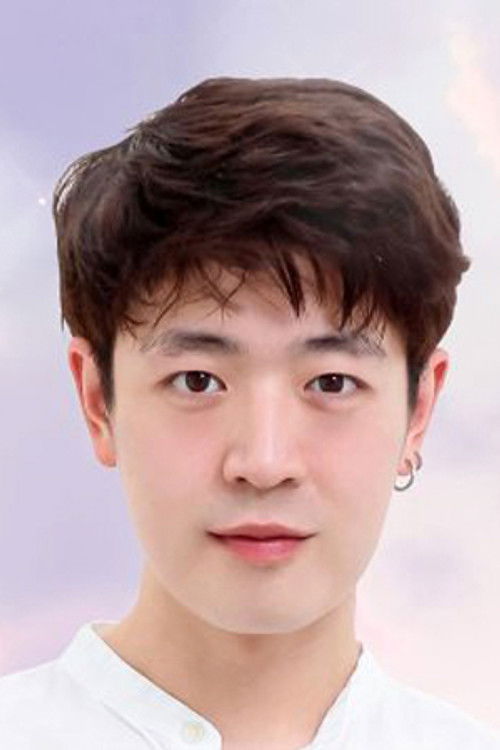 Kittinan Karnmongkolvamich as Wu