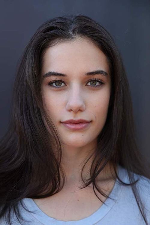 Ella Bleu Travolta as 