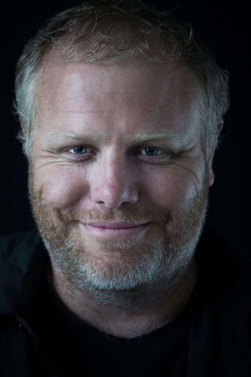 Gavin Rutherford as Guard