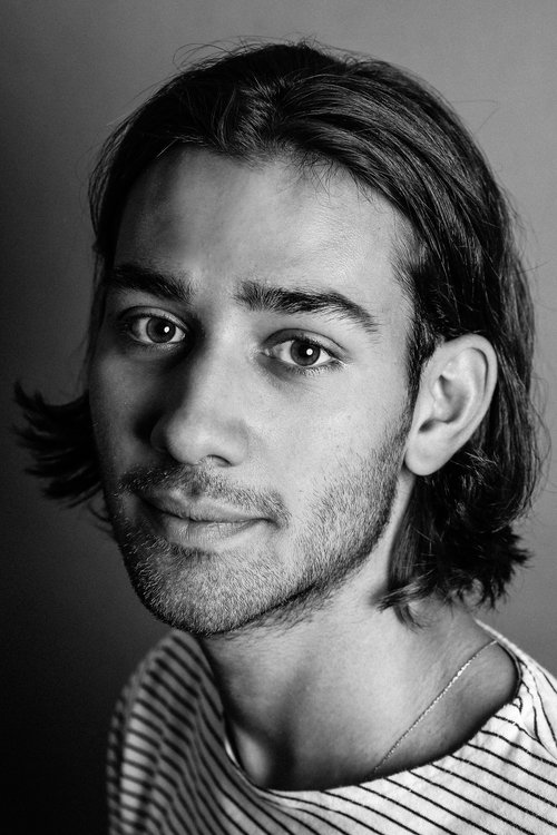 Maxim Baldry as Paperboy