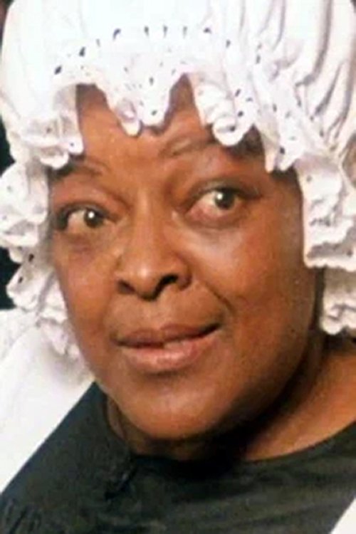 Edith Peters as Fatima, sorellastra del re