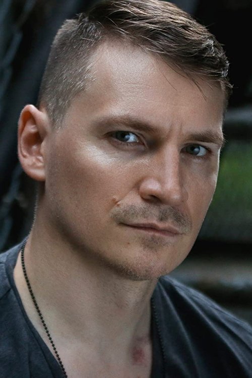 Kazy Tauginas as Gary