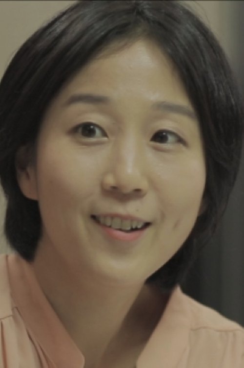 Koo Ja-eun as