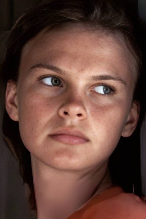 Monica Broeke as Caroline