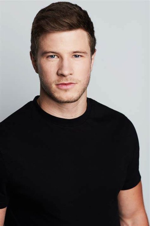 Lasse Engel as Stephen Gorman