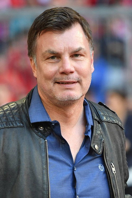 Thomas Helmer as Self