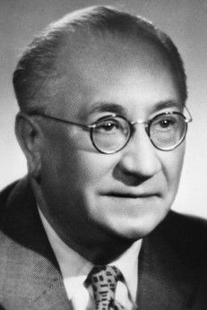 Jaroslav Marvan as sluha pravého polního maršálka