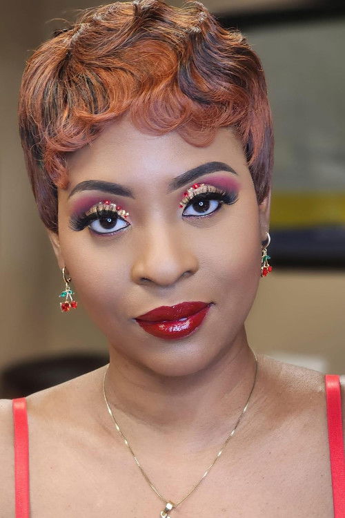 Dominique Latrice as Stacy