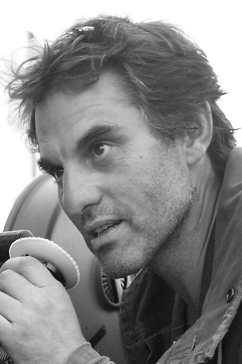 Yves Caumon as Uncle David