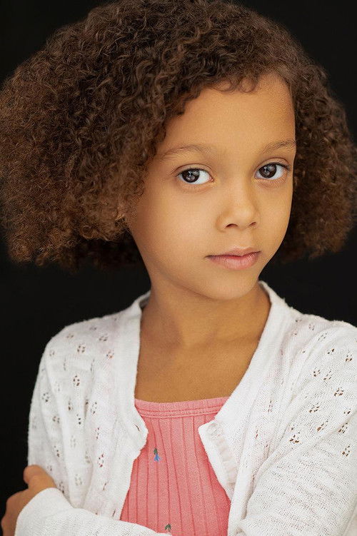 Leah Belle MacDonald as Sunny