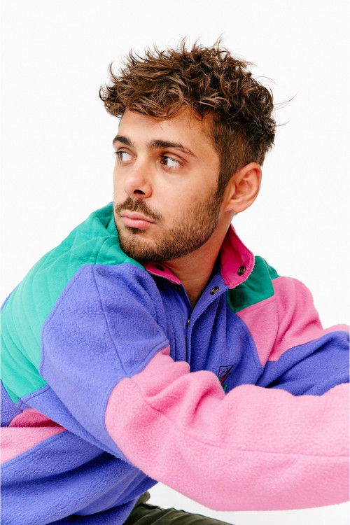 Louis Davesne as Gaston