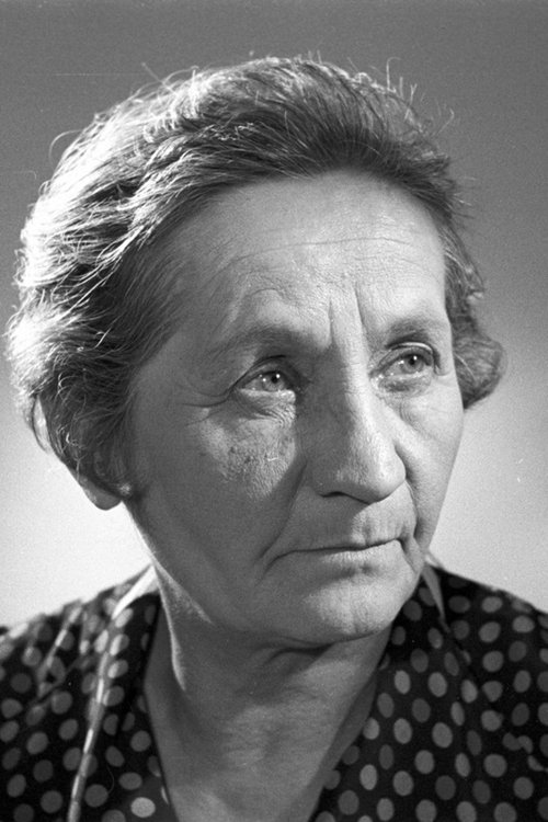 Natalia Szymańska as Henryk's Mother