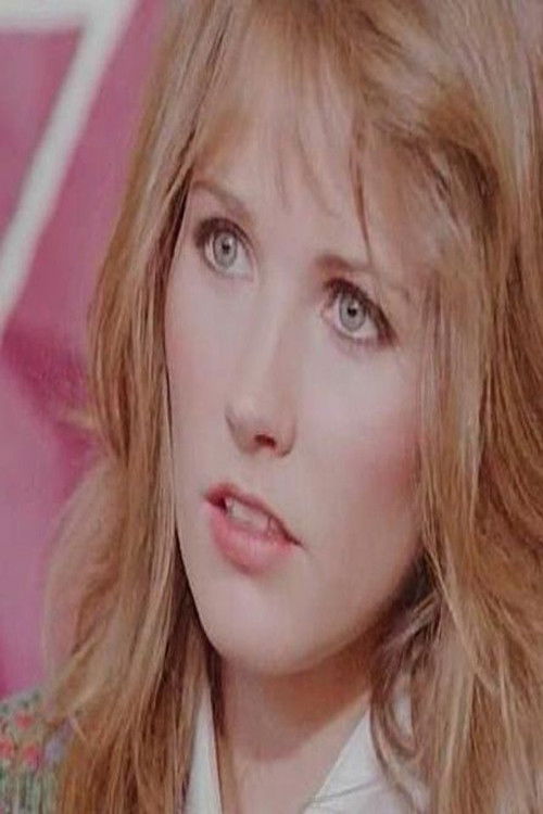 Elizabeth Guard as إيفا