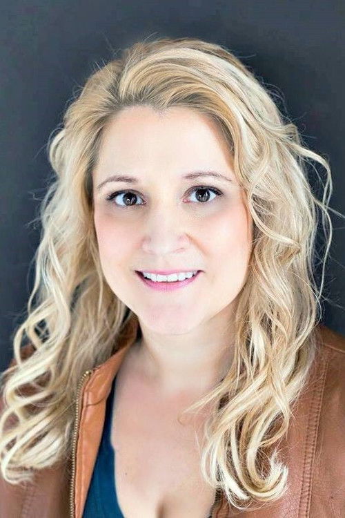 Karen Tusa as Pub Goer